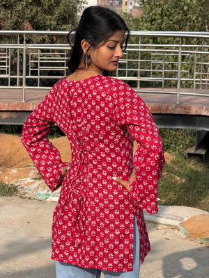 Red Floral Print Cotton Short Kurti with Square Neck