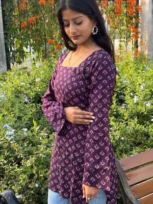 Deep Purple Floral Print Cotton Short Kurti with Square Neck
